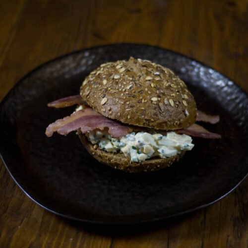 Broodje Eiersalade met bacon